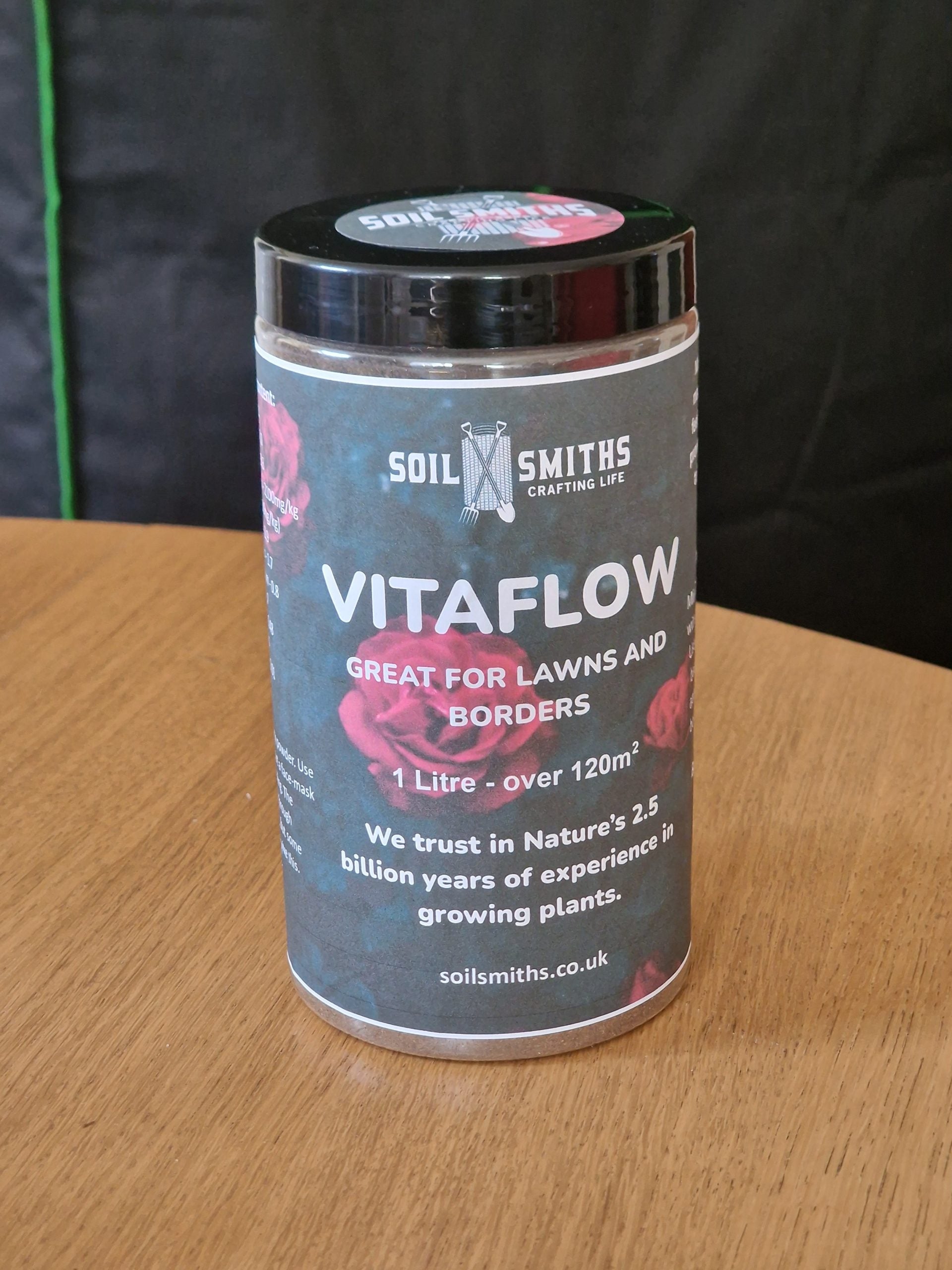 Soil Smith's "Vitaflow". Micronised Chicken Manure with Beneficial Microbes Soil Smiths