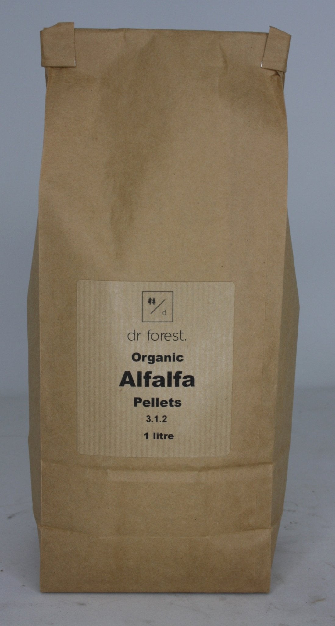 Organic Alfalfa Meal Pellets 2.5-0.3-2.
